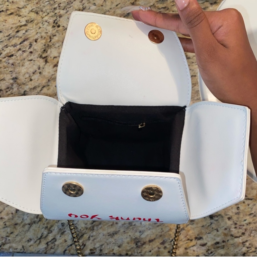 Chinese takeout Box purse,crossbody, white - Picture 2 of 7